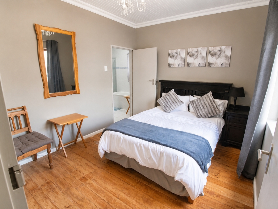 To Let 7 Bedroom Property for Rent in Humansdorp Eastern Cape